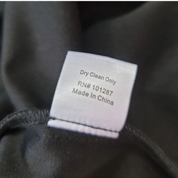 NEW Alexia Admor Statement Flutter-sleeve Cold Shoulder Dress in Black Size 4 - Picture 11 of 12